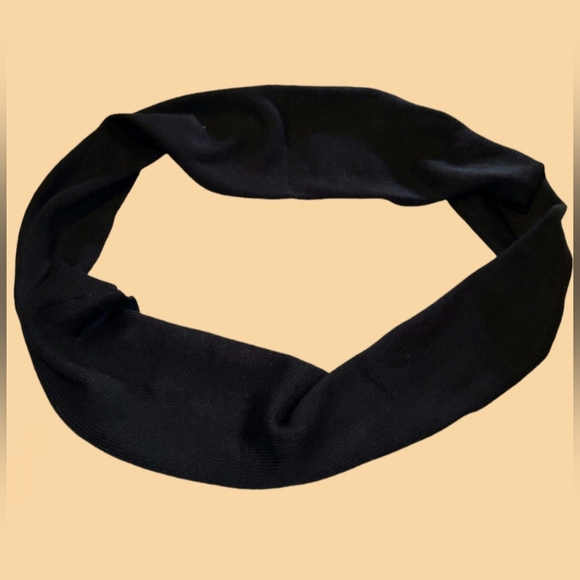 ZAPPOS Black Infinity Scarf ~ One Size - Picture 2 of 2